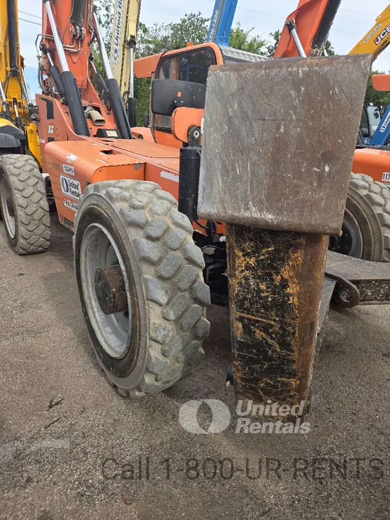 2017 SKYTRAK 10054 Forklift