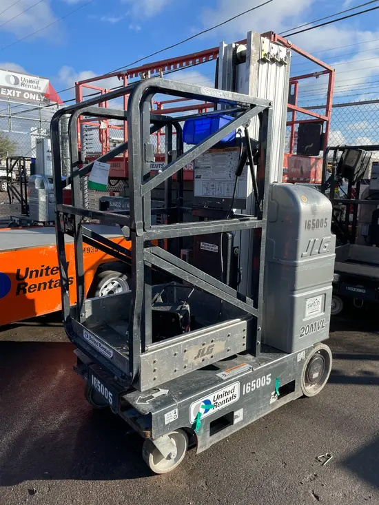 2016 JLG 20MVL Self-Propelled One-Person Lift