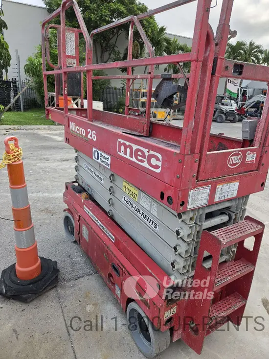 2020 MEC MICRO 26 Scissor Lift