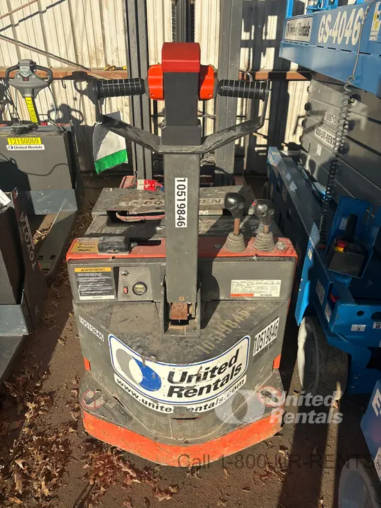 2016 Toyota 6BWC20 Warehouse Forklift