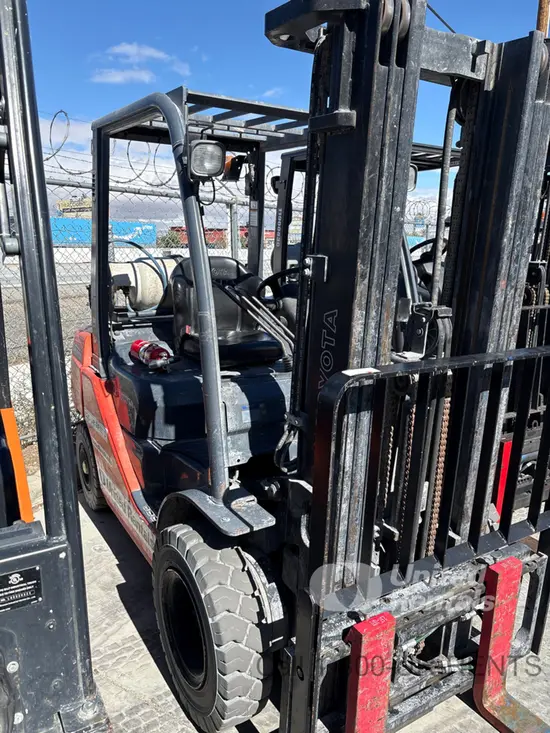 2019 Toyota 8FGU25 Warehouse Forklift