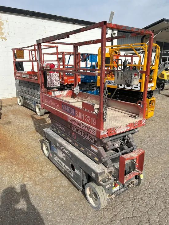 2017 Skyjack SJIII3219 Scissor Lift