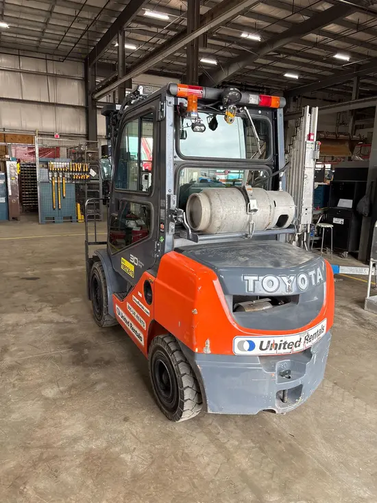 2019 Toyota 8FGU30 Warehouse Forklift