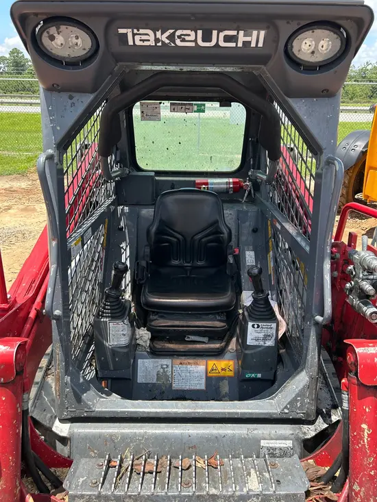 2023 Takeuchi TL6R Track Loader