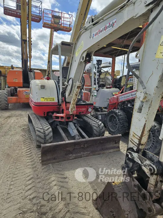 2020 Takeuchi TB240 Mini Excavator