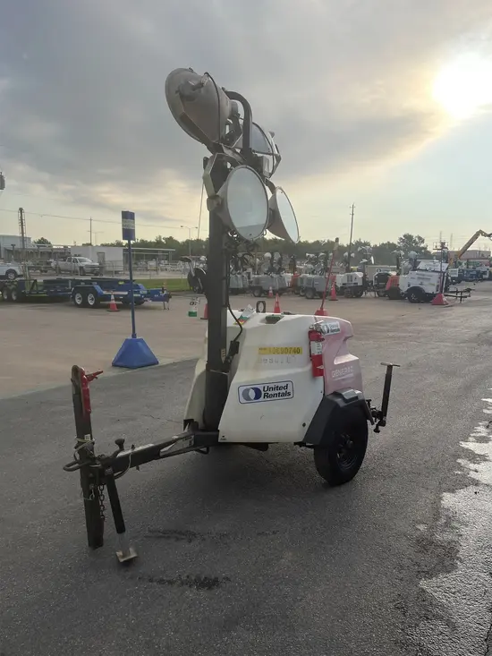 2017 Magnum Pro MLT6SM Portable Light Tower