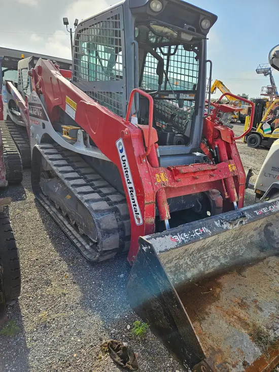 2022 Takeuchi TL12V2-CR Track Loader