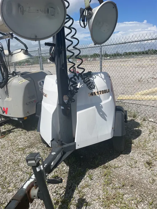2017 Magnum Pro MLT6SK Portable Light Tower