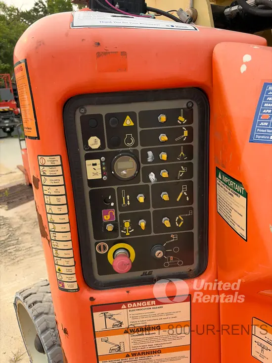 2018 JLG E400AJPN Articulating Boom Lift