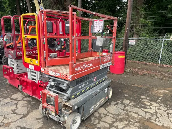 2016 Skyjack SJIII3219 Scissor Lift