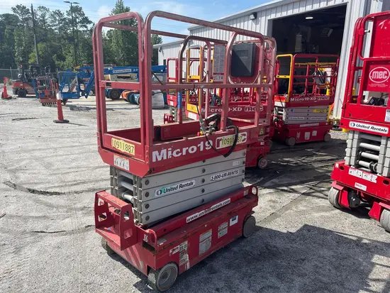 2019 MEC MICRO 19 Scissor Lift