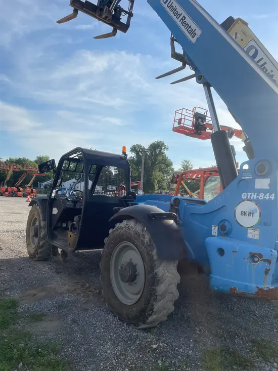 2015 Genie GTH-844D Forklift