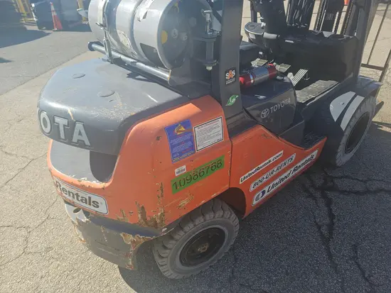 2019 Toyota 8FGU25 Warehouse Forklift