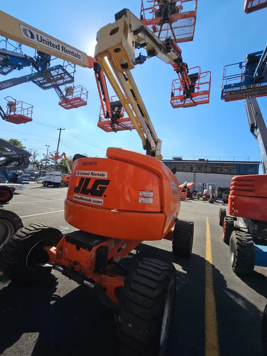 2017 JLG 450AJ Articulating Boom Lift