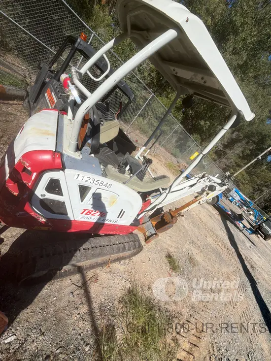 2021 Takeuchi TB216 Mini Excavator