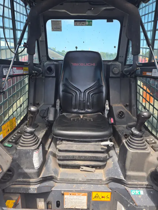 2021 Takeuchi TL12R2-CR Track Loader