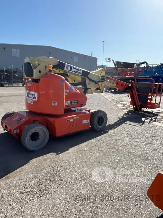 2012 JLG E400AJPN Articulating Boom Lift