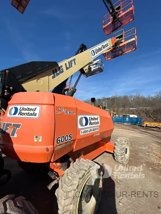 2017 JLG 600S Boom Lift
