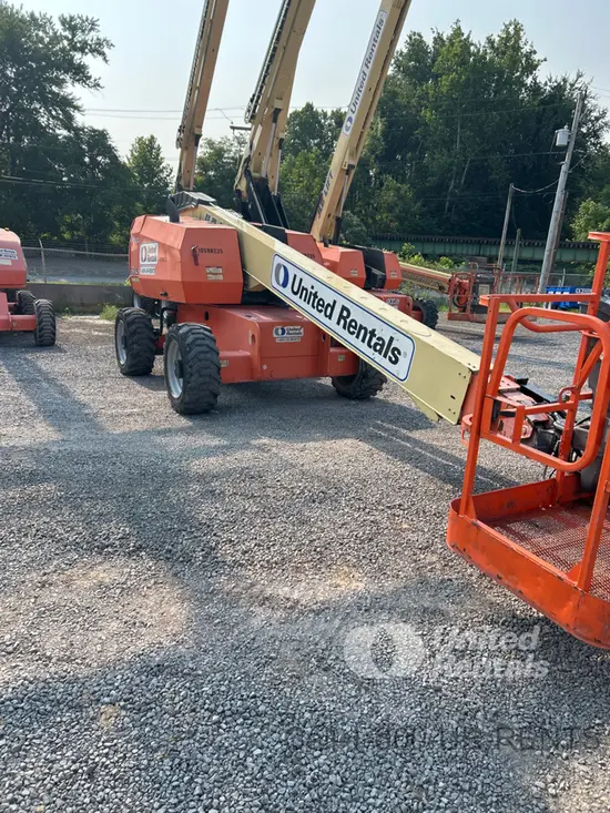 2017 JLG 600S Boom Lift