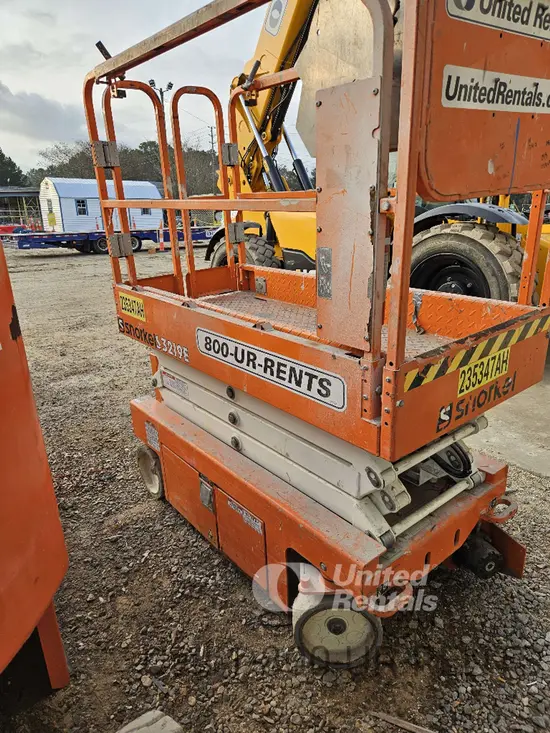 2019 Snorkel S3219E Scissor Lift