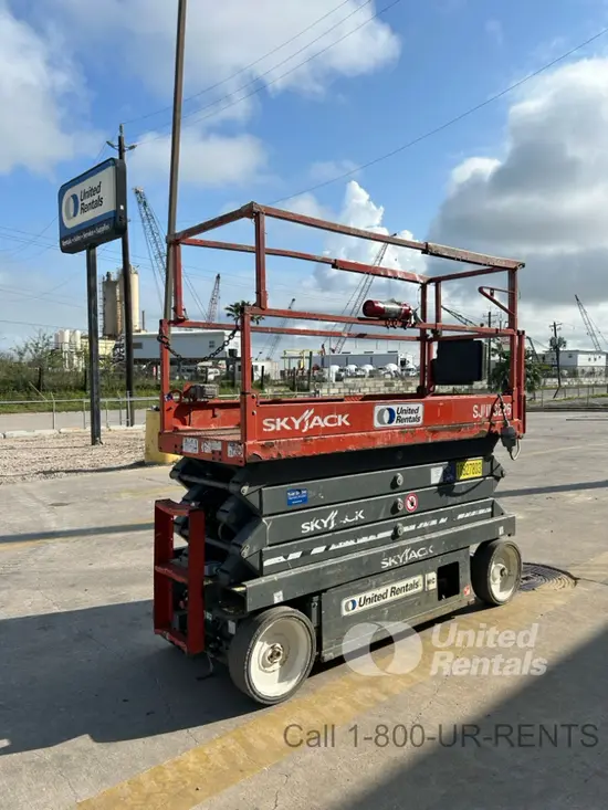 2018 Skyjack SJIII3226 Scissor Lift