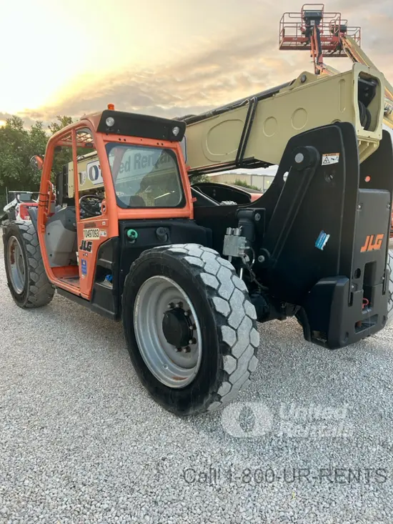 2016 JLG 642 Forklift