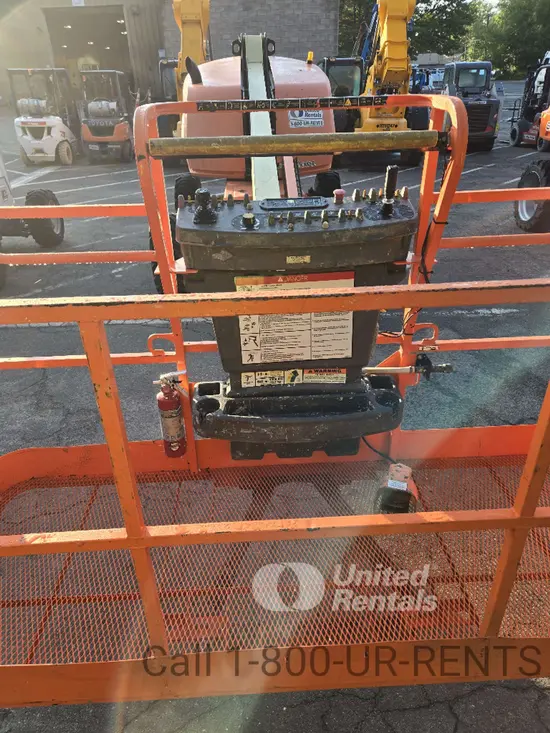 2017 JLG 400S Boom Lift