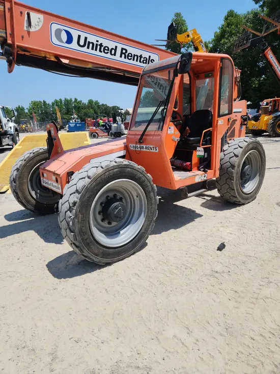 2015 SKYTRAK 6042 Forklift