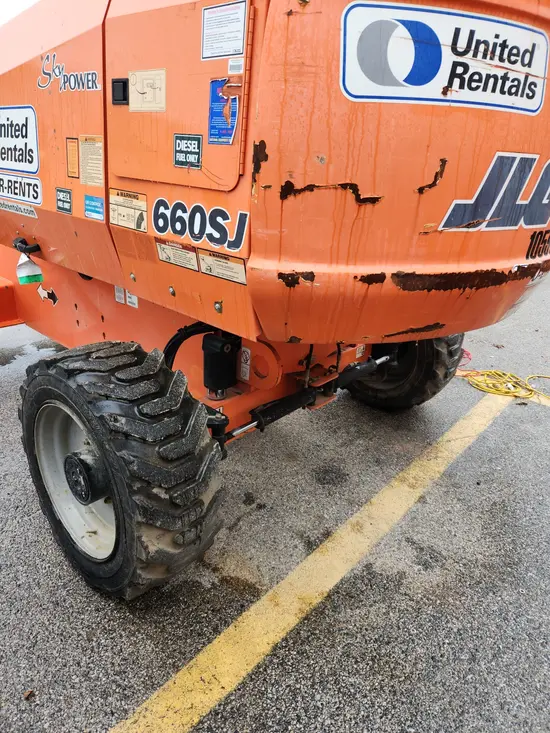 2017 JLG 660SJ Boom Lift