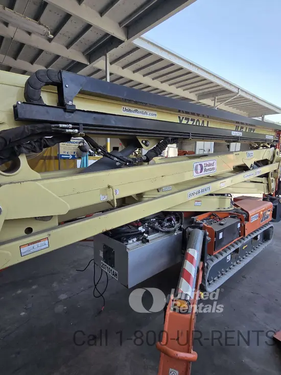 2017 JLG X770AJ Atrium Lift