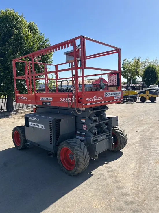 2018 Skyjack SJ6832RT Rough Terrain Scissor Lift