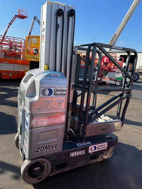 2016 JLG 20MVL Self-Propelled One-Person Lift