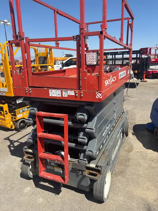 2018 Skyjack SJIII4740 Scissor Lift