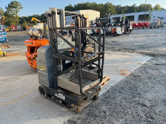 2019 JLG 20MVL Self-Propelled One-Person Lift