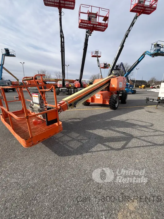 2017 JLG 600S Boom Lift