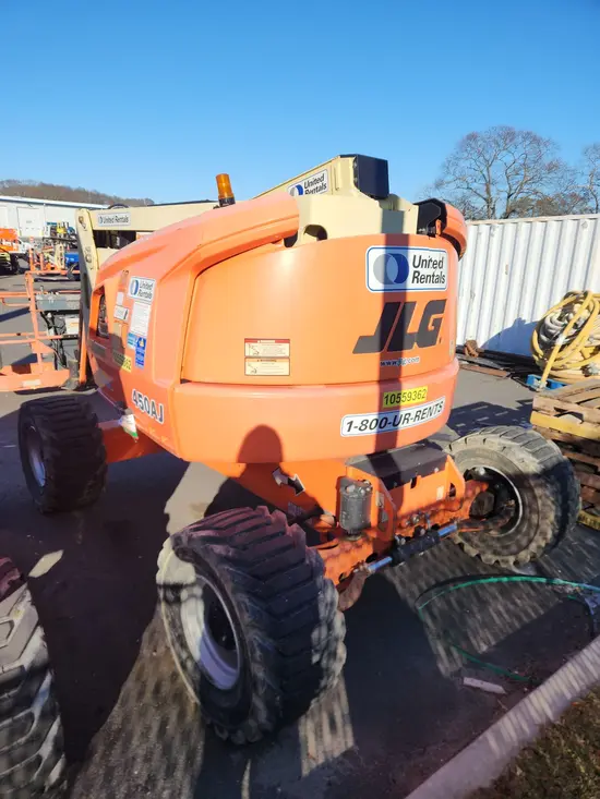 2017 JLG 450AJ Articulating Boom Lift