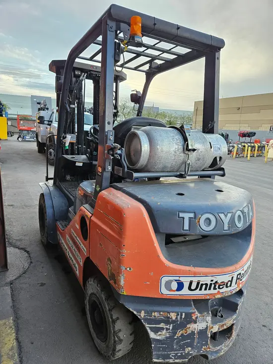 2019 Toyota 8FGU25 Warehouse Forklift