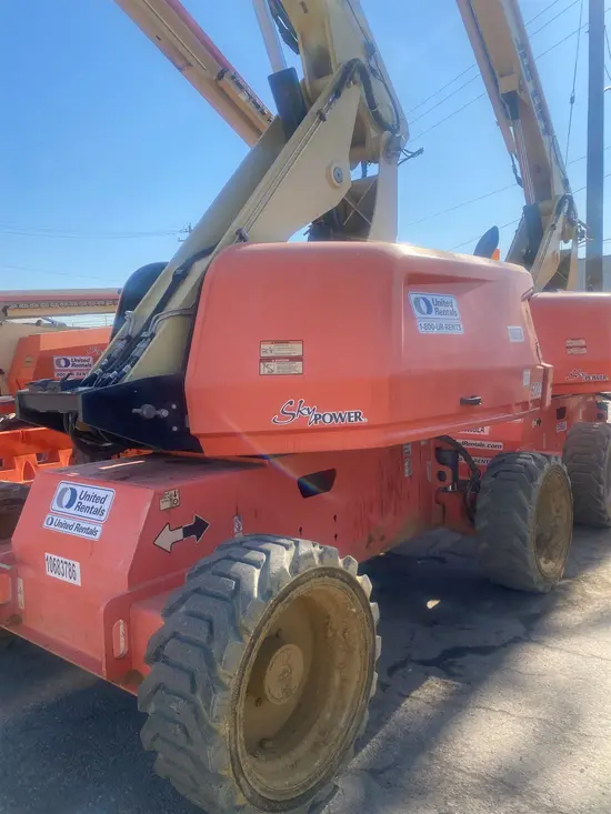 2017 JLG 600S Boom Lift
