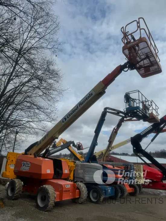 2017 JLG 600S Boom Lift