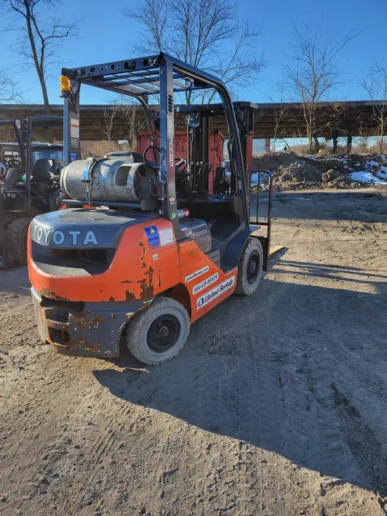 2019 Toyota 8FGU25 Warehouse Forklift