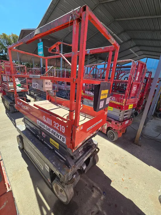 2018 Skyjack SJIII3219 Scissor Lift