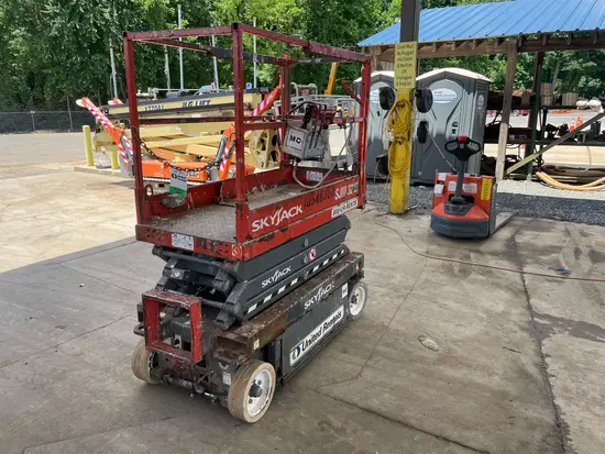 2016 Skyjack SJIII3219 Scissor Lift