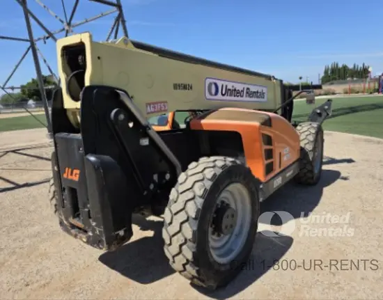 2019 JLG 1055 Forklift