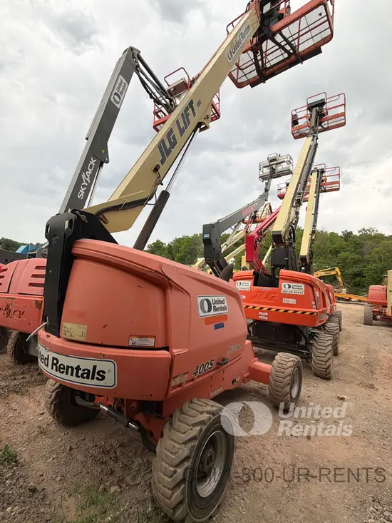 2017 JLG 400S Boom Lift