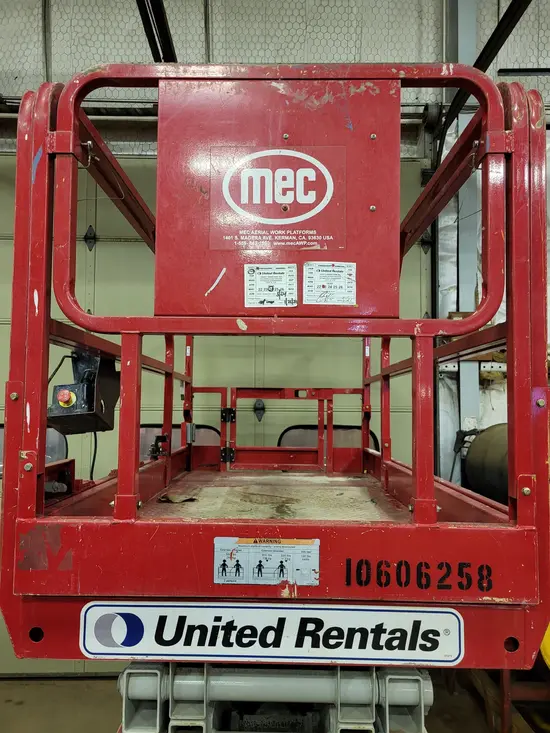 2017 MEC 4046SE Scissor Lift