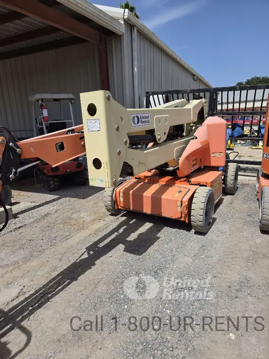 2018 JLG E450AJ Articulating Boom Lift