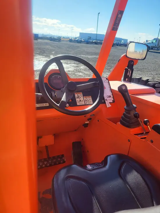2017 SKYTRAK 8042 Forklift