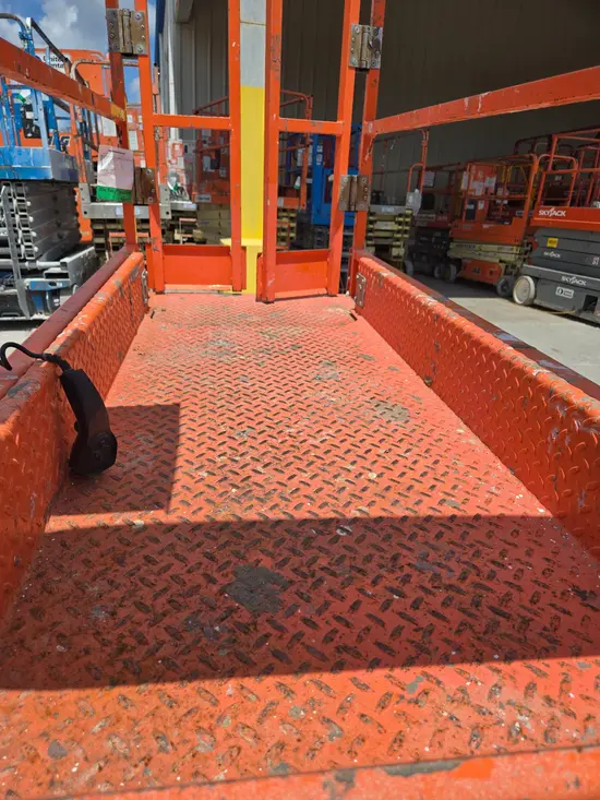 2018 Snorkel S3219E Scissor Lift