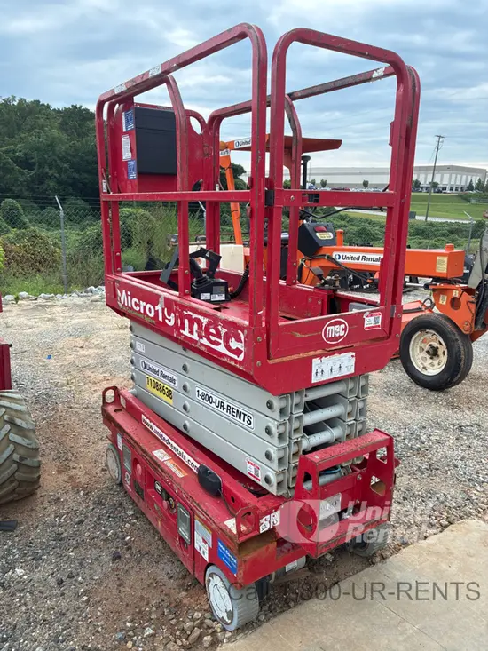 2020 MEC MICRO 19 Scissor Lift