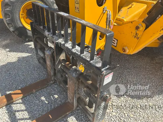 2019 JCB 400-7377 Attachment